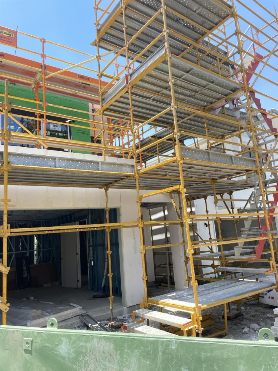 Has the roof rail been adjusted to install on roof components?