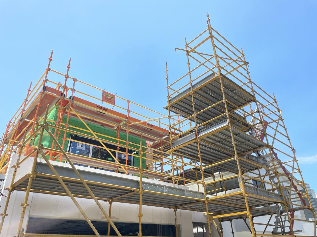 Is the scaffold over 4m