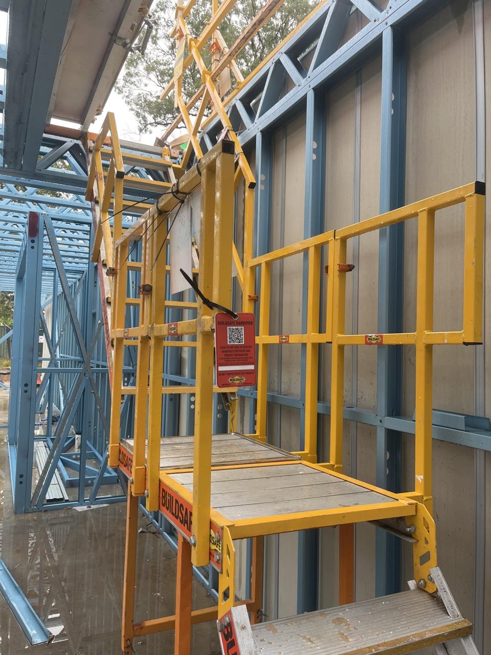 Is there a Void Platform installed with the Stairs?