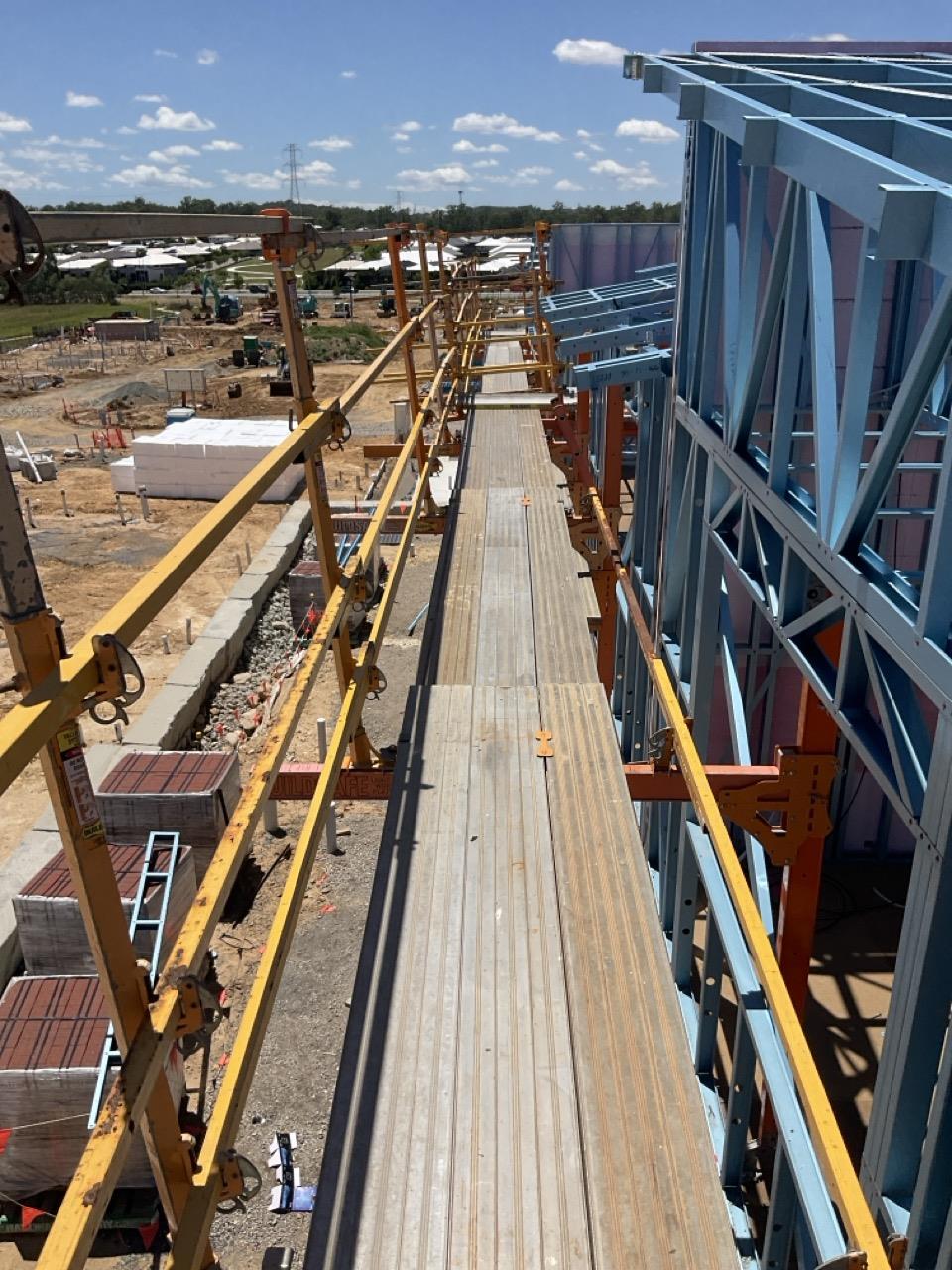Handover - Hang-on Platform