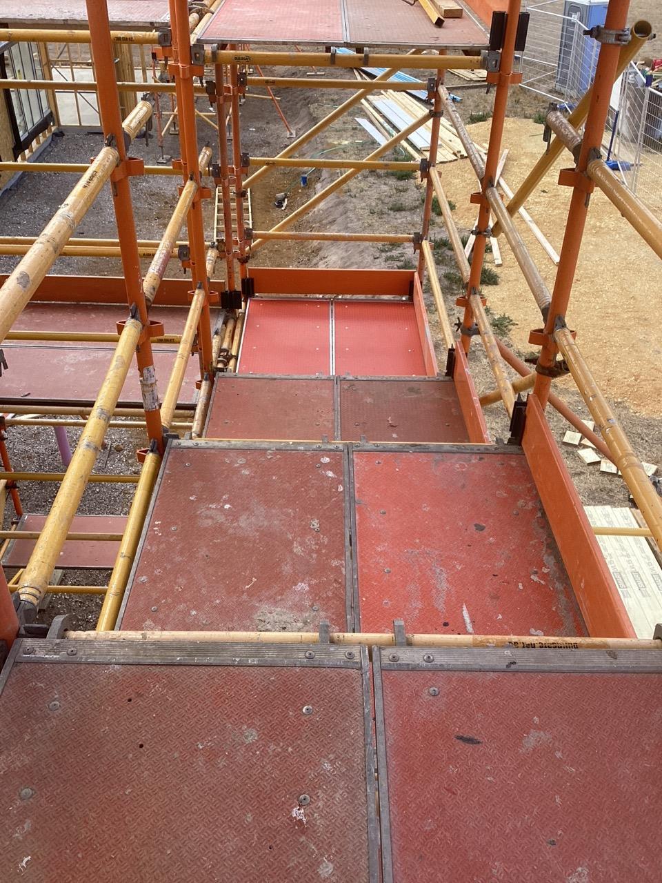 Has the roof rail been adjusted to install on roof components?