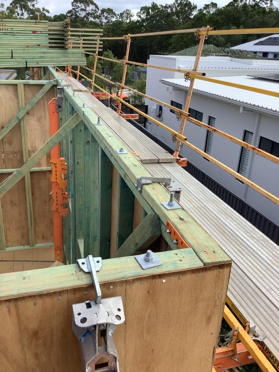 Handover - Hang-on Platform