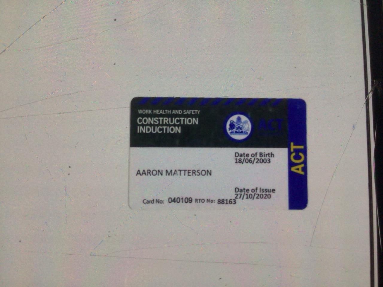 Do you have a valid unrestricted Drivers Licence?