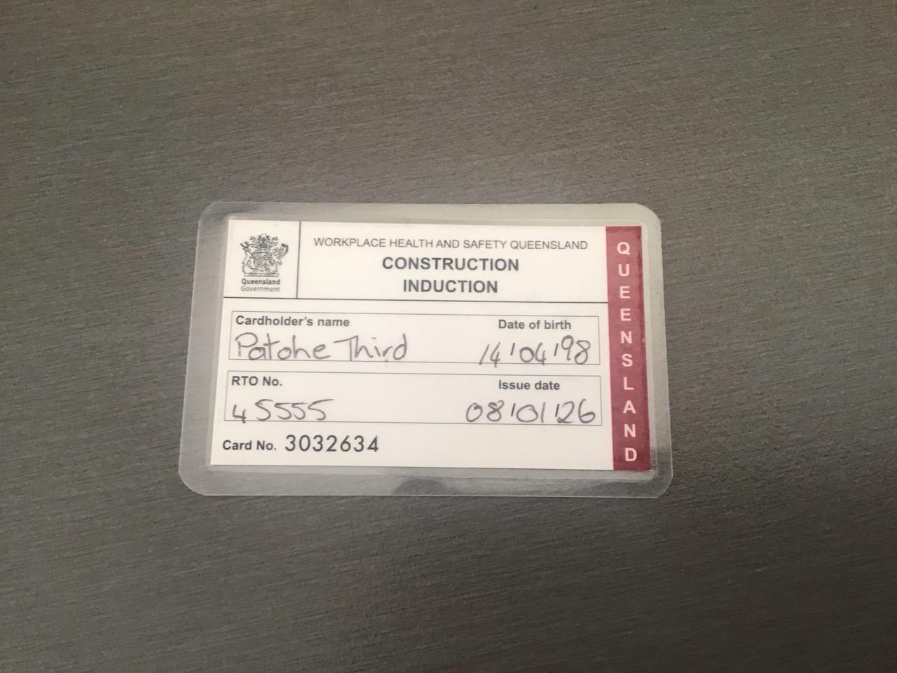 Do you have a valid unrestricted Drivers Licence?