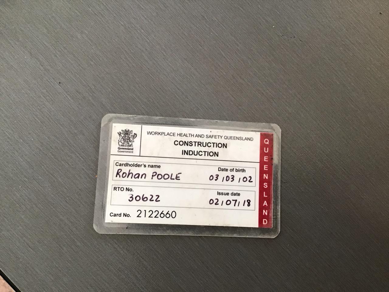 Do you have a valid unrestricted Drivers Licence?