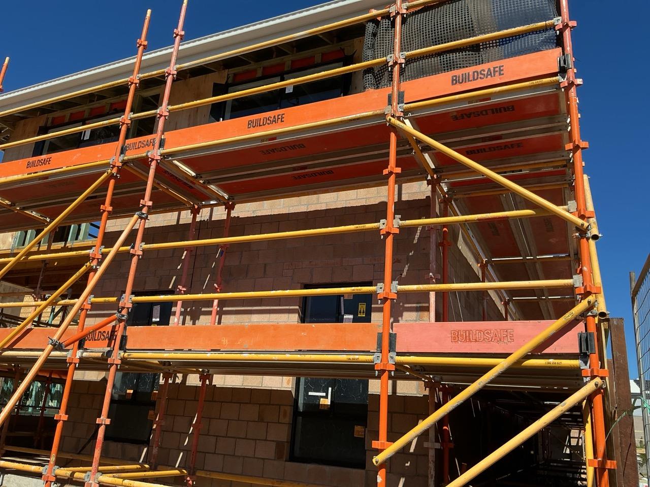 Has the roof rail been adjusted to install on roof components?